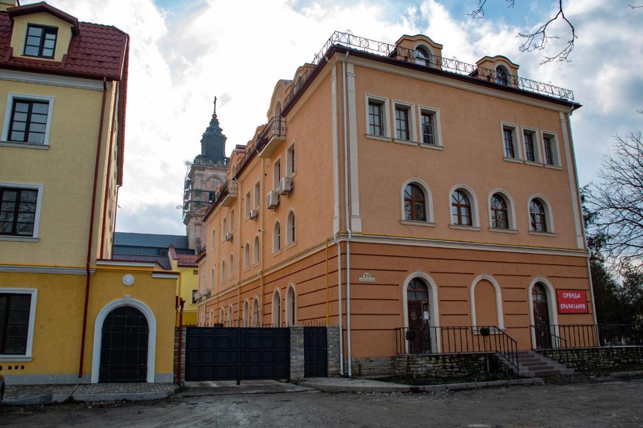 Old Town Loft Apartments Kamianets Podilskyi Bagian luar foto